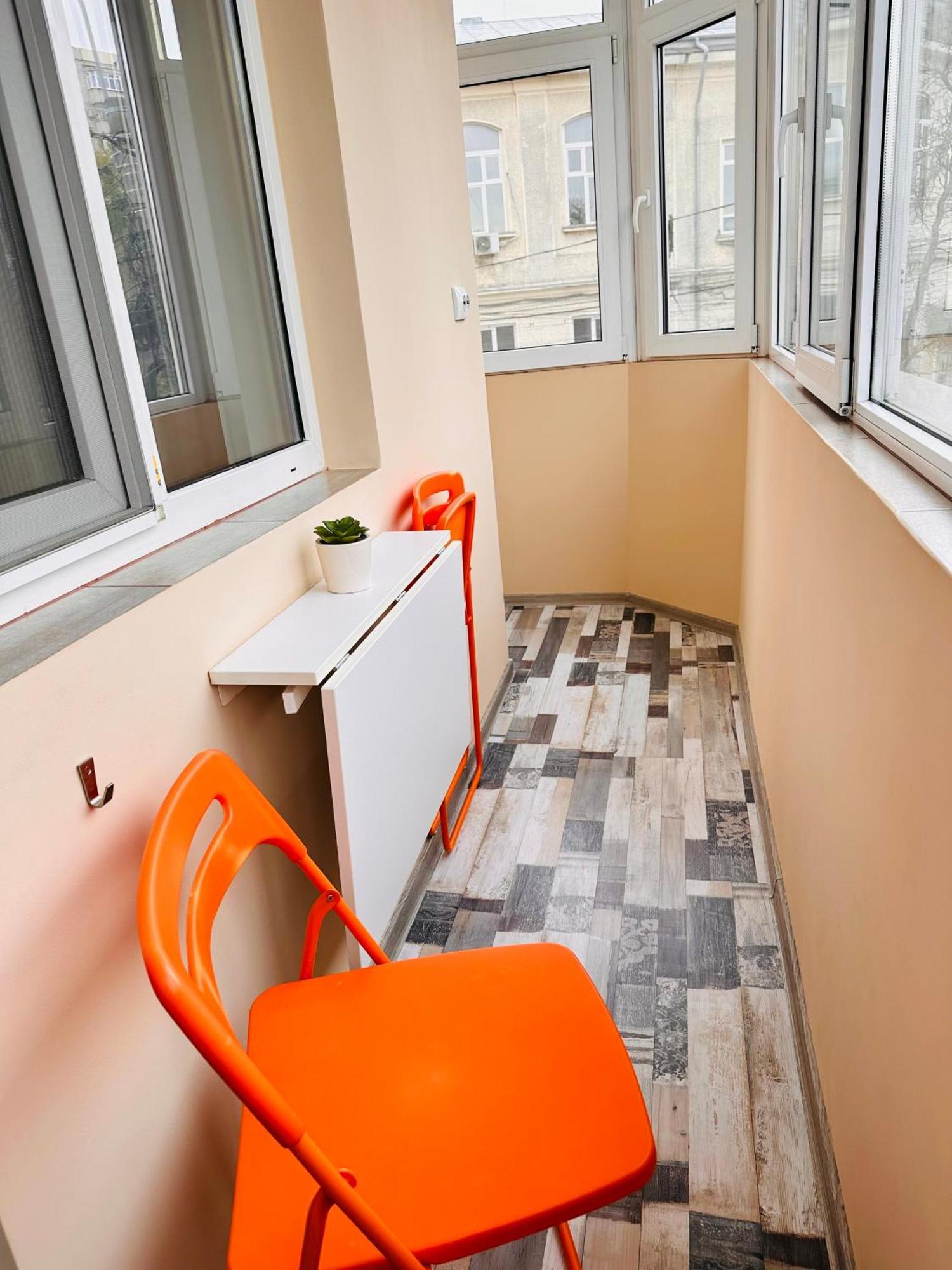 Euro Apartment Boekarest Buitenkant foto